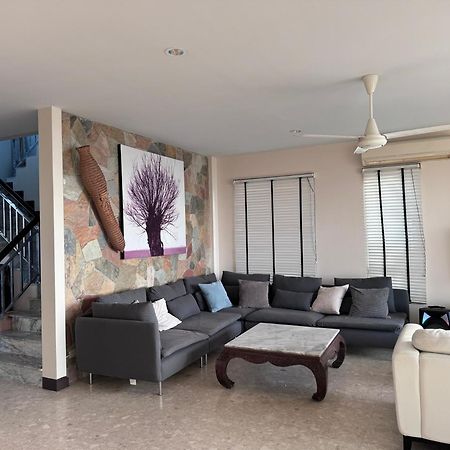 Absolute Beachfront Villa Banhuajjang Kültér fotó